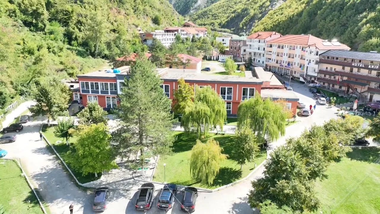 Llixhat & Lugina e Shërimit